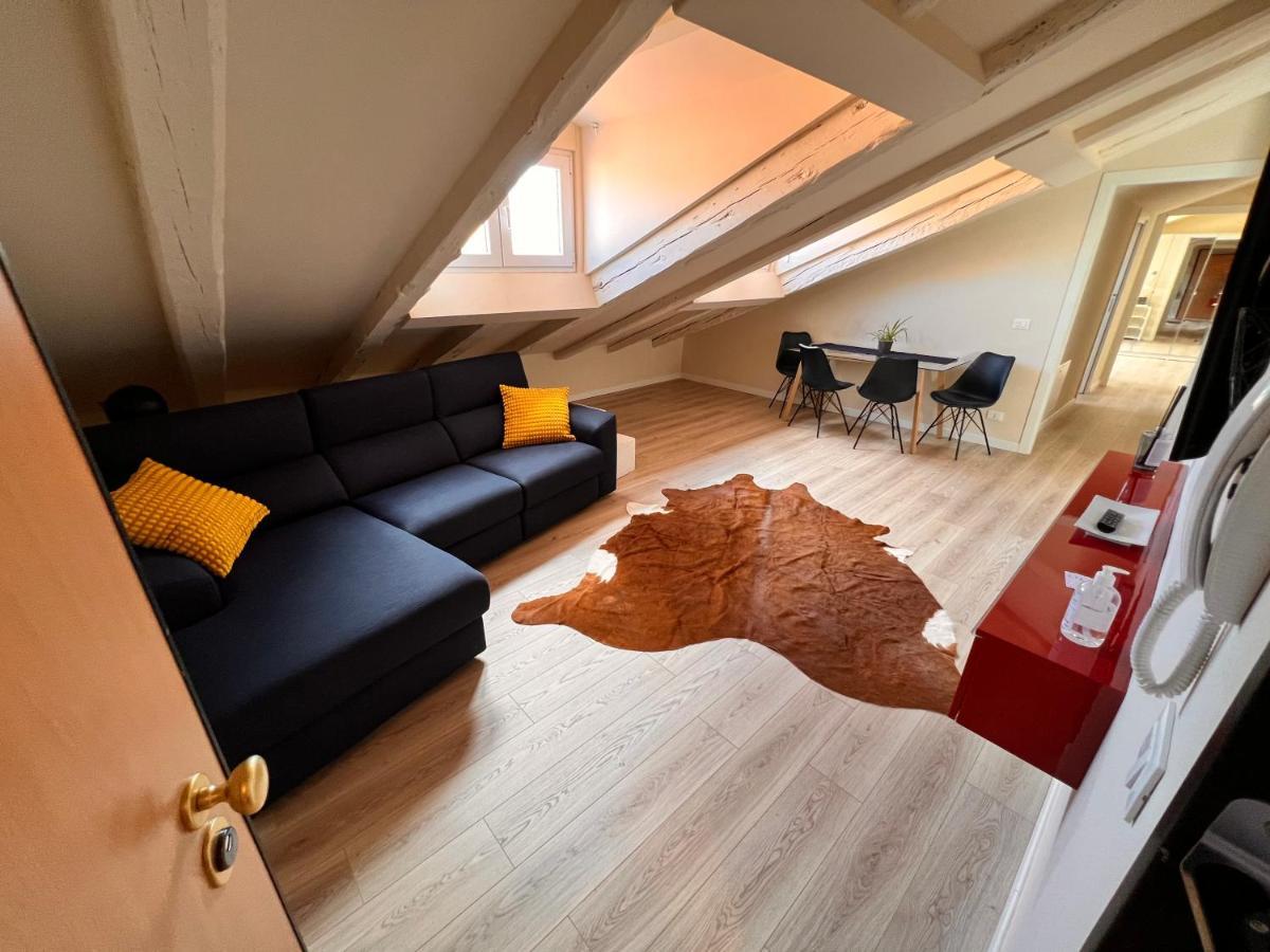 Mansarda Mazzini Apartman Trieszt Kültér fotó