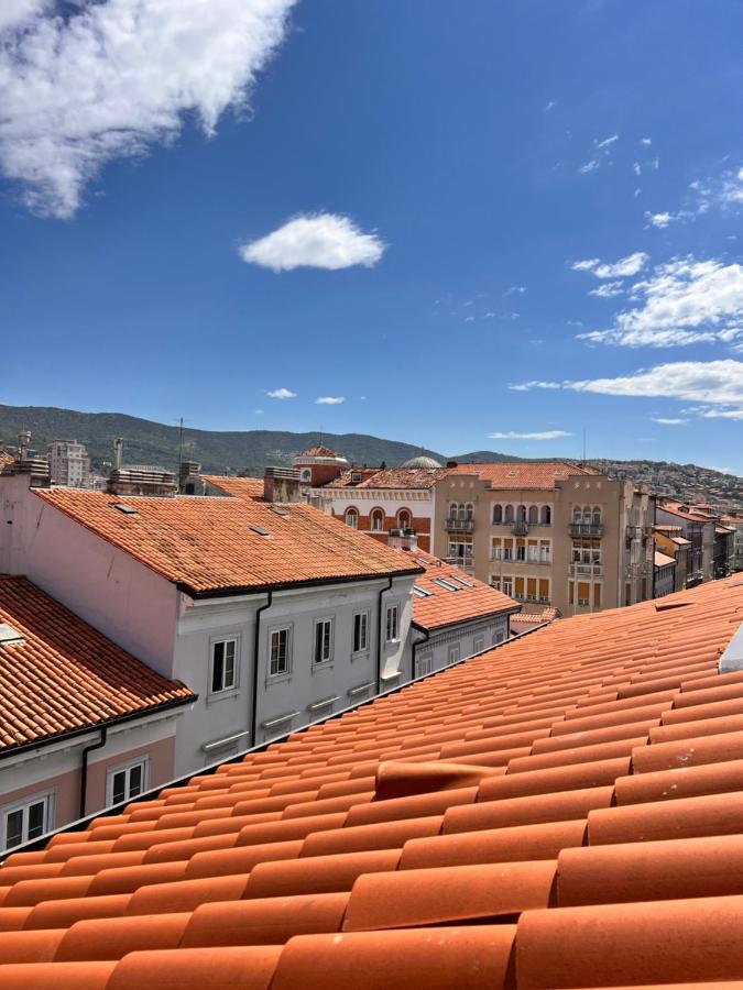 Mansarda Mazzini Apartman Trieszt Kültér fotó