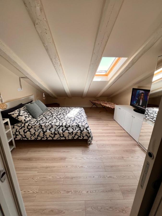 Mansarda Mazzini Apartman Trieszt Kültér fotó